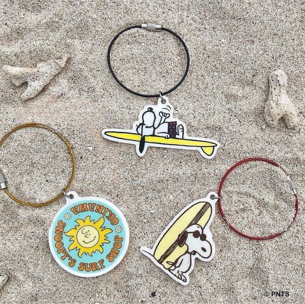 Snoopy surf shop沖繩限定 史努比衝浪壓克力鑰匙圈 