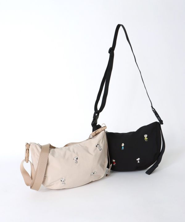 PEANUTS SOLEIL 輕量休閒斜背半月包 