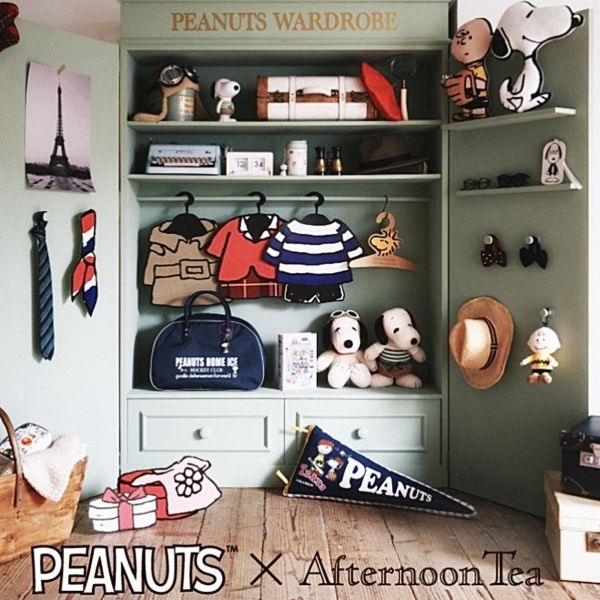 PEANUTS × Afternoon Tea  復古學院風三角造型抱枕 