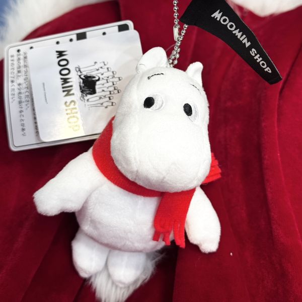 moomin shop限定 嚕嚕米紅圍巾吊飾 