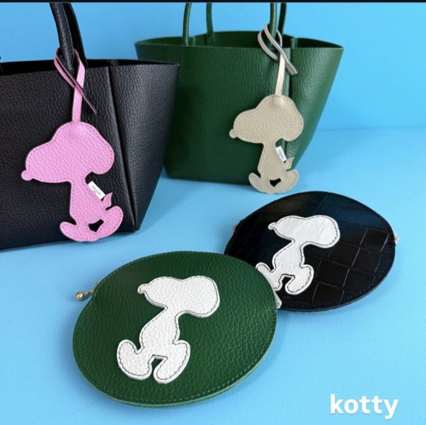 Kotty×史努比銀座限定 撞色牛皮剪影圓收納包 