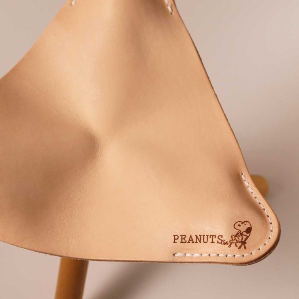 PEANUTS cafe 原木皮製露營凳 