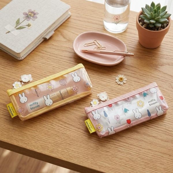 kutsuwa 米菲滿版花朵pvc透明筆袋 