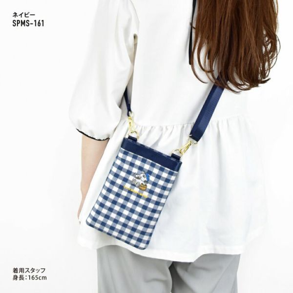 SNOOPY 歐拉夫格紋斜背小包/手機包 