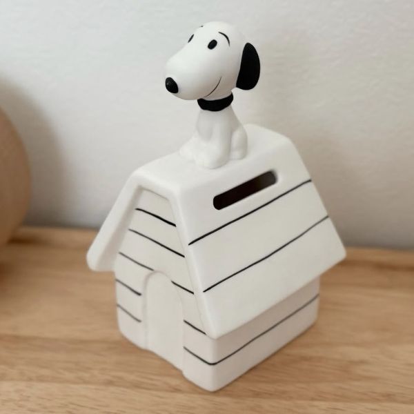 PEANUTS Cafe 史努比小屋造型存錢筒 