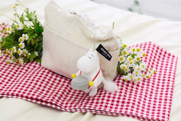 Moomin shop大阪限定 嚕嚕米打鼓玩偶吊飾 