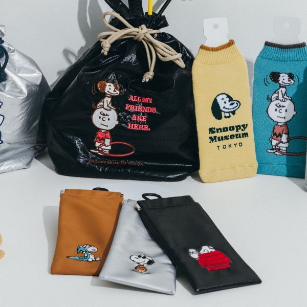 Museum 史努比/JoeCool 刺繡登山扣彈簧眼鏡包 