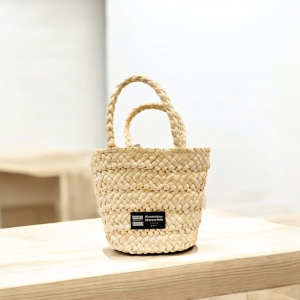 Museum 復古史努比毛絨刺繡草編手提包 
