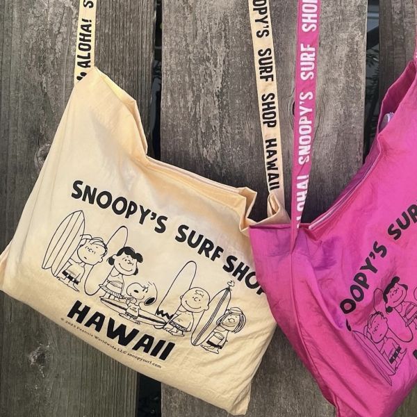 Snoopy surf shop  HAWAII 輕量斜揹袋 