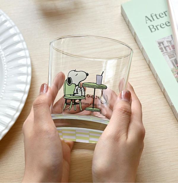 史努比時尚棋盤格玻璃杯 360mL 