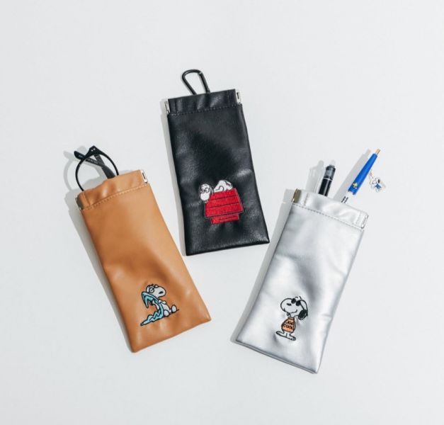 Museum 史努比/JoeCool 刺繡登山扣彈簧眼鏡包 