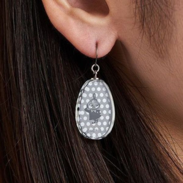 Moomin 剪影設計精緻壓克力耳環 