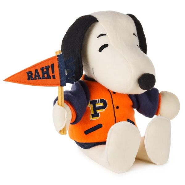 PEANUTS Varsity Snoopy 復古校隊造型玩偶 