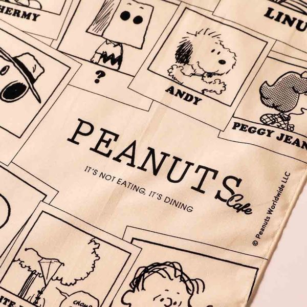 Peanuts cafe 史努比人物大頭照萬用方巾 