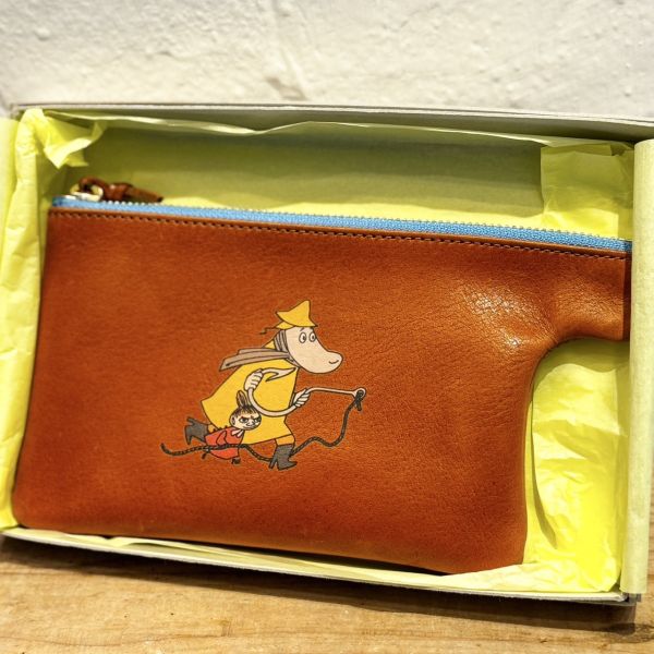 Moomin 真皮手拿包 