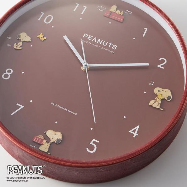 PEANUTS Snoopy 木質立體造型掛鐘 