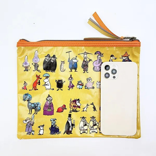 MOOMIN 80週年限定 滿版姆人物 帆布袋/防水收納包 