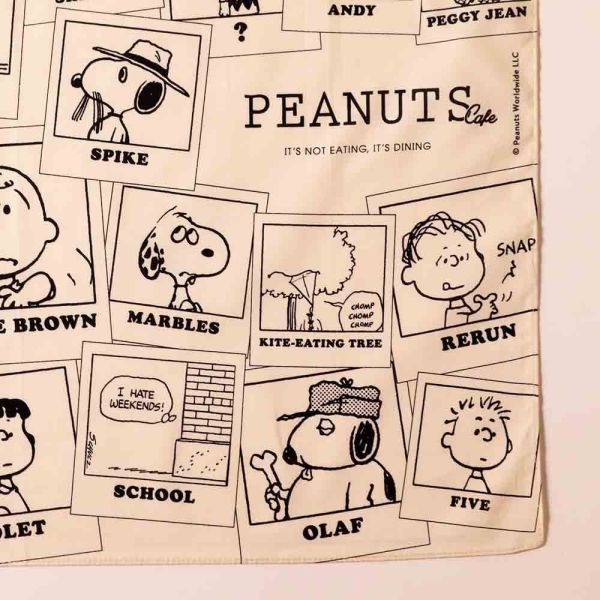 Peanuts cafe 史努比人物大頭照萬用方巾 