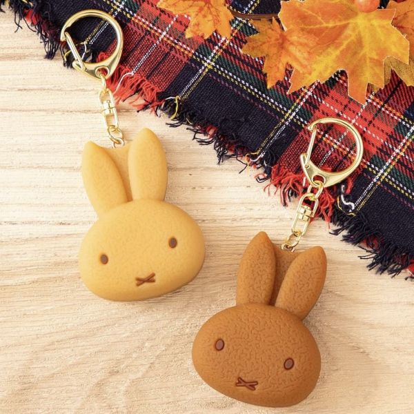 Miffy Cafe Tokyo 限定 米菲費南雪造型吊飾 