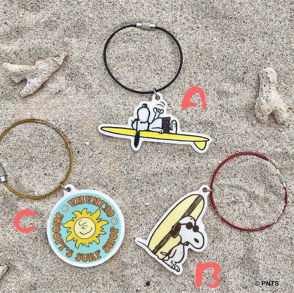 Snoopy surf shop沖繩限定 史努比衝浪壓克力鑰匙圈 