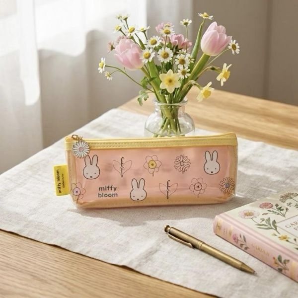 kutsuwa 米菲滿版花朵pvc透明筆袋 