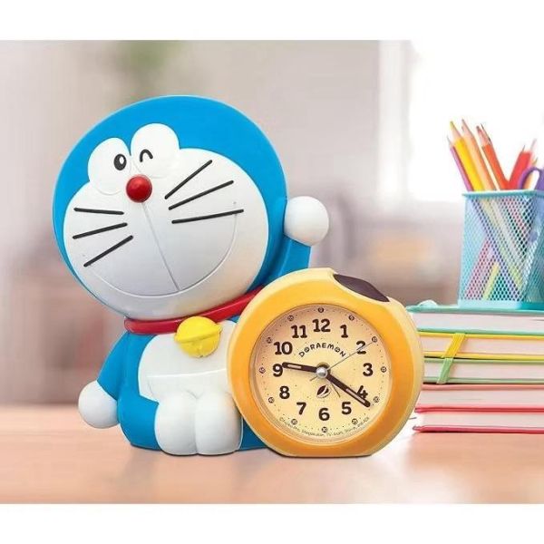 Seiko 哆啦A夢銅鑼燒造型鬧鐘 