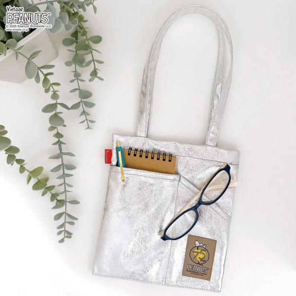 Rootote 史努比刺繡金屬感小手提袋 