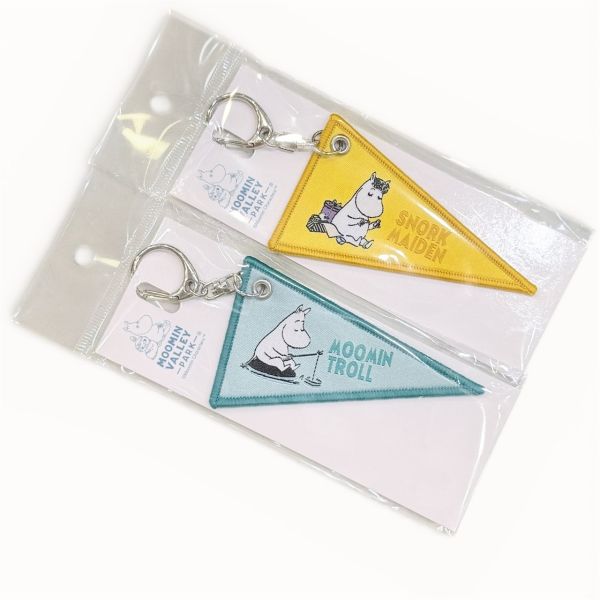 MOOMIN VALLEY PARK 三角旗鑰匙圈 