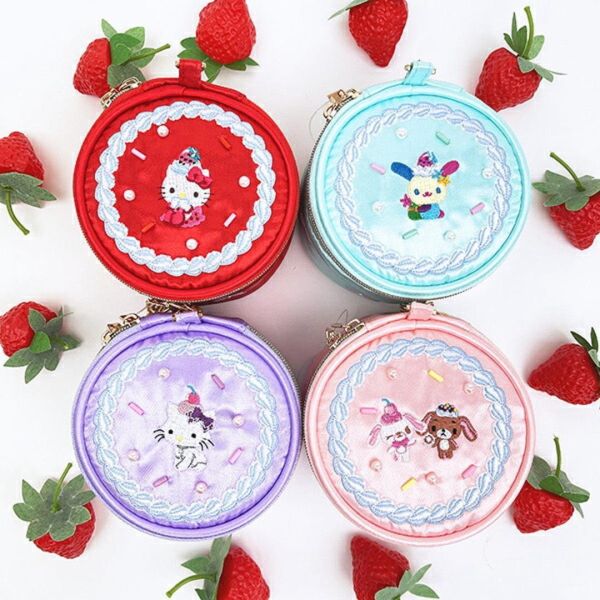 Hello Kitty 草莓蛋糕化妝包／收納包 