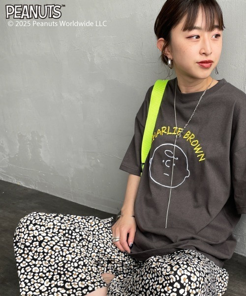 PEANUTS x JEANS FACTORY 特別訂製 查理布朗刺繡T恤 (灰款) 
