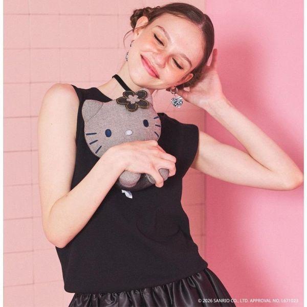 SOMETHING × Hello Kitty 聯名丹寧玩偶 