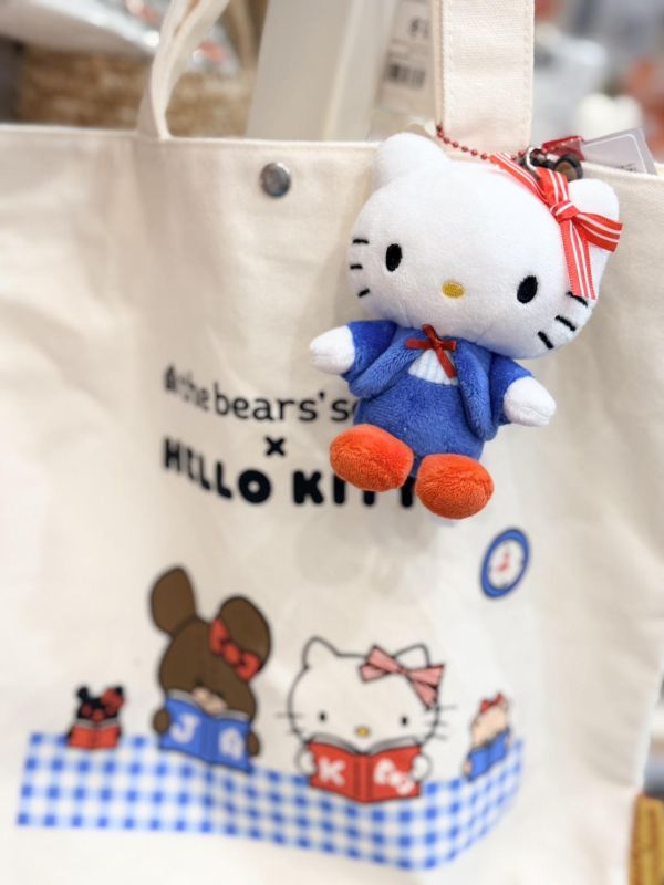 小熊學校 × Hello Kitty 聯名吊飾娃娃 