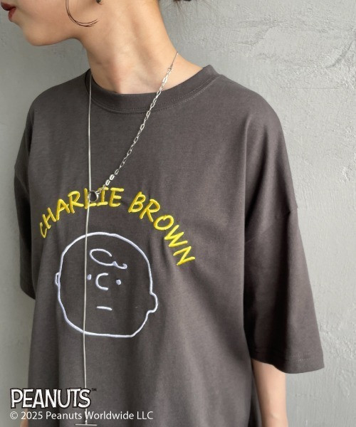 PEANUTS x JEANS FACTORY 特別訂製 查理布朗刺繡T恤 (灰款) 