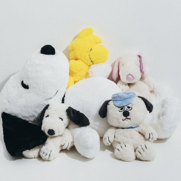 SNOOPY MUSEUM 柔軟沙包毛絨玩偶 