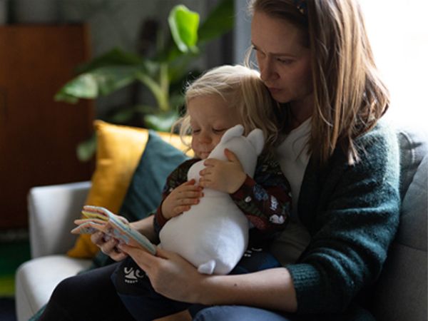 Moomin X Martinex 閱讀玩偶 