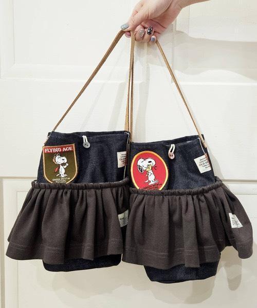 OLDBETTY’S × SNOOPY｜荷葉邊牛仔水桶包 