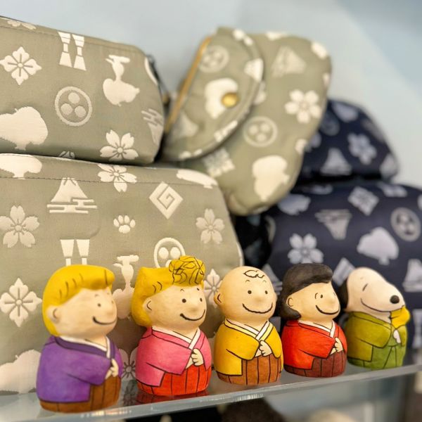 Snoopy茶屋 史努比&朋友和服張子擺設 