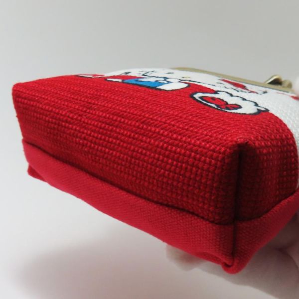 Hello Kitty 刺繡口金包 