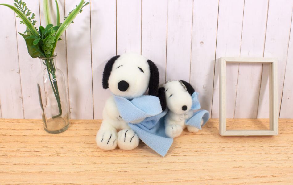 Snoopy 史努比拿藍毛毯玩偶 