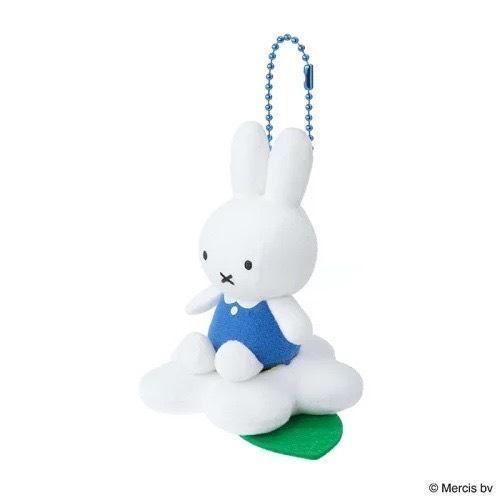 Miffy 小花坐姿花朵絨毛吊飾 