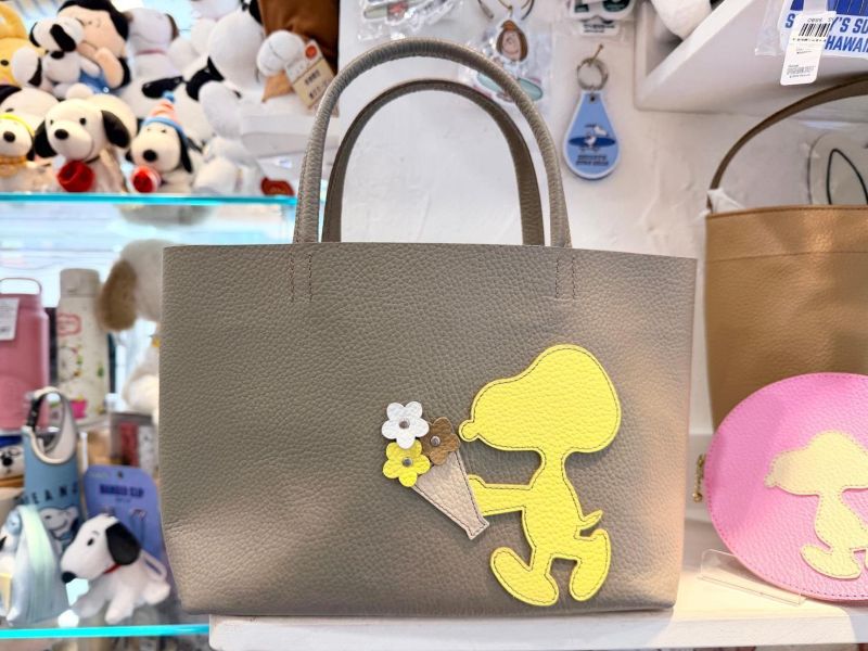 Kotty X SNOOPY in GINZA 展覽限定 牛皮手工手提方包 