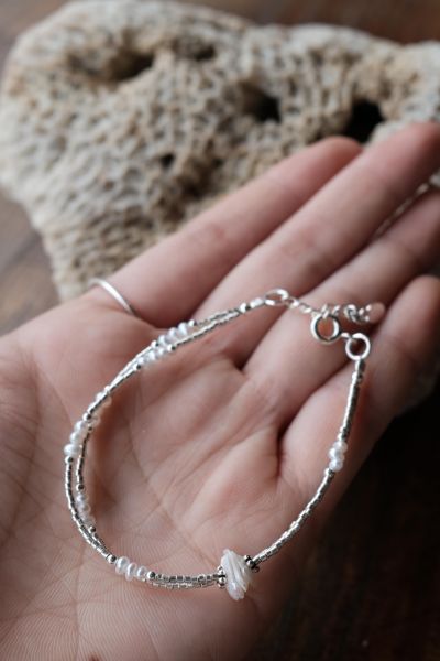 粼粼 ｜天然珍珠與貝殼雙鍊手鍊 #純銀項鍊 #錐形墜飾純銀項鍊