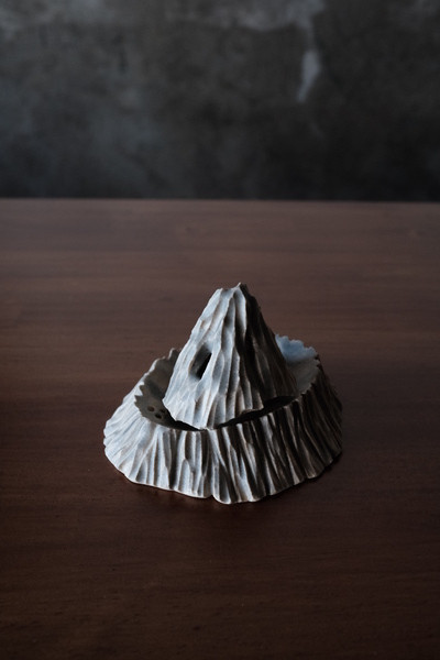 山脈香檯｜山煙 棕灰 