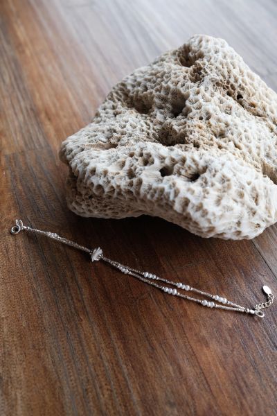 粼粼 ｜天然珍珠與貝殼雙鍊手鍊 #純銀項鍊 #錐形墜飾純銀項鍊