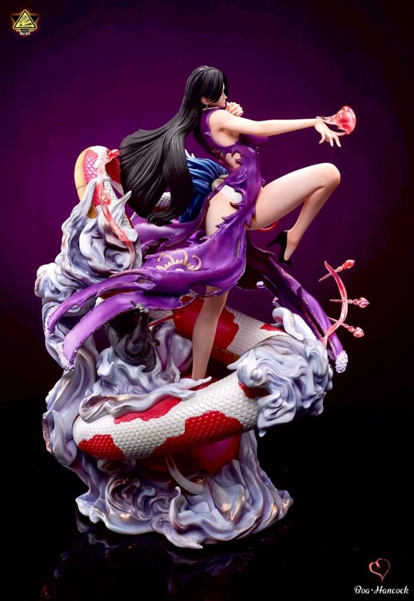 【海外代購】【35CM】超爆社 七武海 女帝 女帝,GK,雕像,模型,玩具,公仔,模獸,魔獸,盒玩,新竹模型,新竹景點,火影忍者,naruto,海賊王,遊戲王,鬼滅之刃,精靈寶可夢,七龍珠,死神