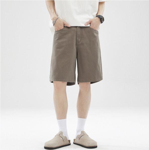 鬆緊腰圍休閒短褲(2色) 直筒褲,寬褲,寬褲男,涼感褲,棉麻褲,高腰褲,西裝褲,九分褲,七分褲,顯瘦褲,修身褲,彈性褲,有彈性長褲,涼感布料褲,抗皺褲,不易皺褲,防曬褲,修飾腿型褲,高彈性褲,大口袋褲,立體口袋設計,收腹褲,親膚舒適褲,涼感西裝褲,無束縛長褲,上班穿搭褲,出遊推薦褲款,約會穿搭褲,氣質褲子,夏天透氣褲,旅行百搭褲,家居舒適褲.夏季輕盈褲裝,顯瘦穿搭推薦,短褲