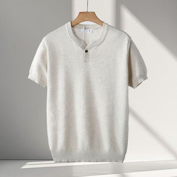 亨利領針織短袖上衣(4色) 短袖上衣推薦,百搭短袖T恤,寬鬆短袖T恤,顯瘦短袖,素面短T,韓系短袖上衣,日系短袖T恤,情侶短袖T恤,中性短T,薄款短袖夏季必備,涼感短袖上衣,不易皺短T,厚磅短袖T恤,親膚棉質短袖,修飾身形短袖,透氣不悶短T,微落肩短袖,基本款短袖T恤,長版短袖上衣,開衩短袖設計,居家短袖T恤.運動短袖T恤,外出必備短袖,旅行短袖上衣,學生短袖推薦,街頭風短T,極簡風短袖,大地色短袖T恤,網紅愛用短T,短袖上