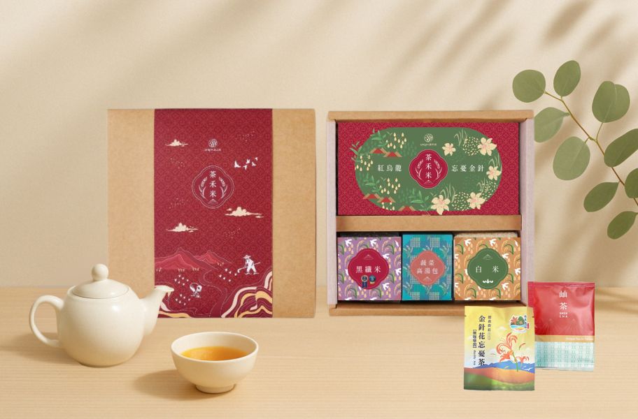新預購【源天然】忘憂茶米禮盒 654g｜金針花茶×台東紅烏龍×黑纖米×白米 健康無負擔米食禮盒 忘憂茶米禮盒,農村好物,米食禮盒,金針花茶,紅烏龍,茶米禮盒推薦,健康伴手禮,台灣米禮盒,祝壽米禮盒,無負擔米食,源天然禮盒,黑纖米推薦,健康送禮,台灣在地食材禮盒,茶泡飯禮盒,白米推薦,企業贈禮
