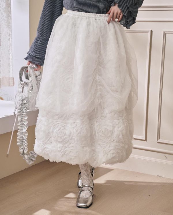 立體花朵紗雙層裙-白色（現貨） 
