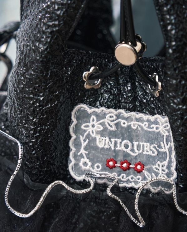 皮革水滴包-黑色（現貨） 